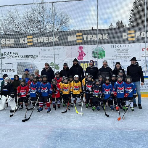 Zum Abschluss unseres MATCHWEEKENDS fand gestern noch das U7 Turnier im Gaisbachstadion statt 🏒😃
Auch hier gab es wieder...