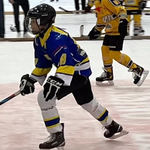 ECE-NACHWUCHS | Am Samstag war seit knapp 10 Jahren wieder das ECE Trikot im Tiroler Eishockeynachwuchs zu sehen 💪🏼...